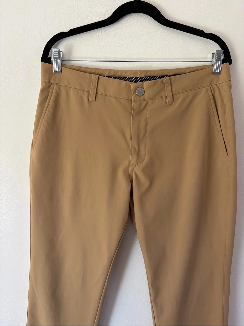 Bonobos Highland Tour Flat Front Tapered Golf Pants In‎ Khaki Size W32xL30